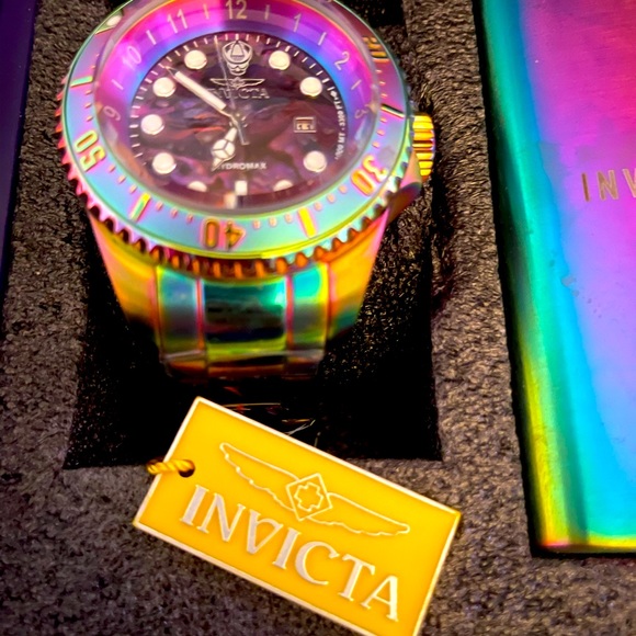 COPY - INVICTA invincible in detail “since 1837”     Limited Edition- Flask/sho… - Picture 2 of 8